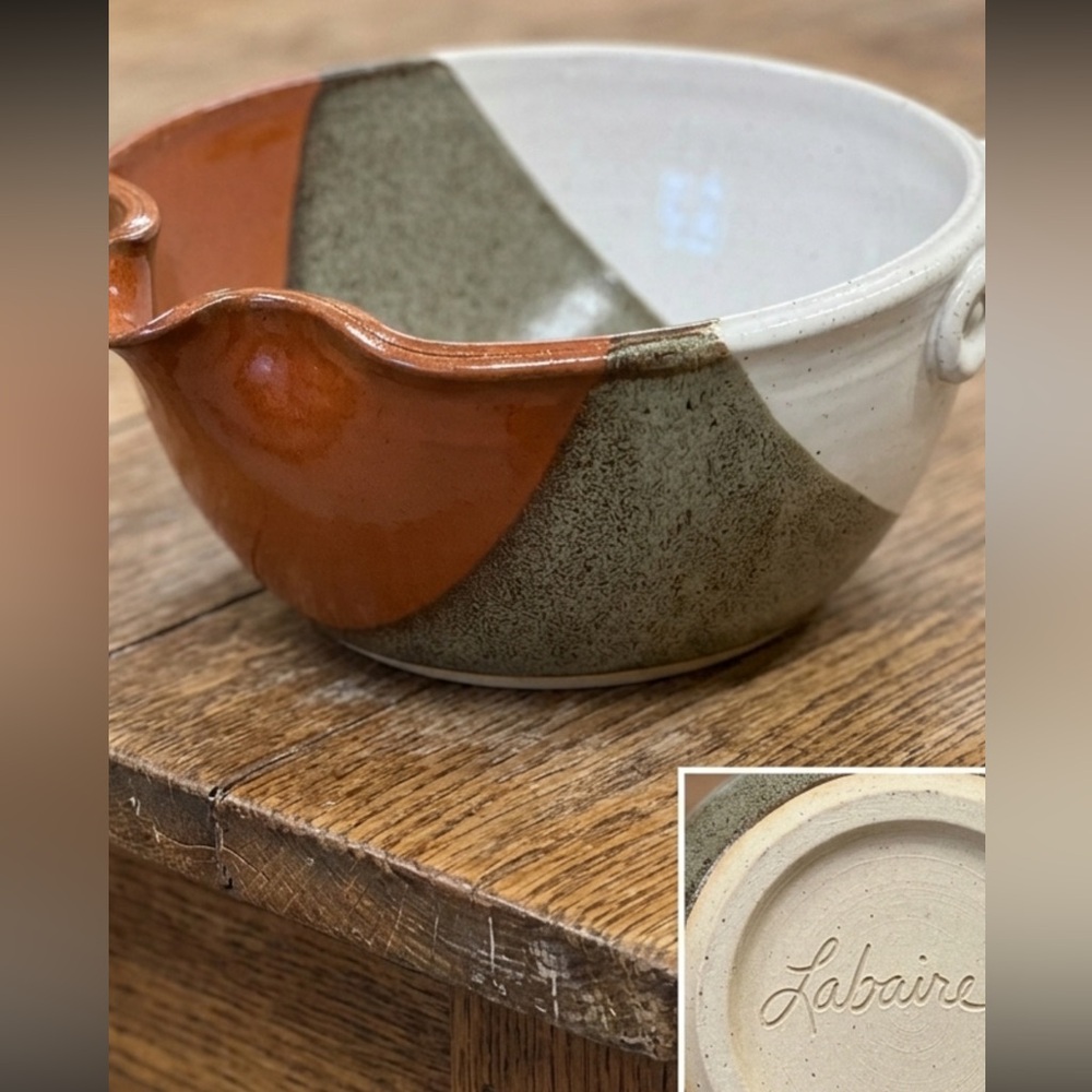 Labaire Pottery Beautiful Modernist spouted bowl with tri-color glaze Signed